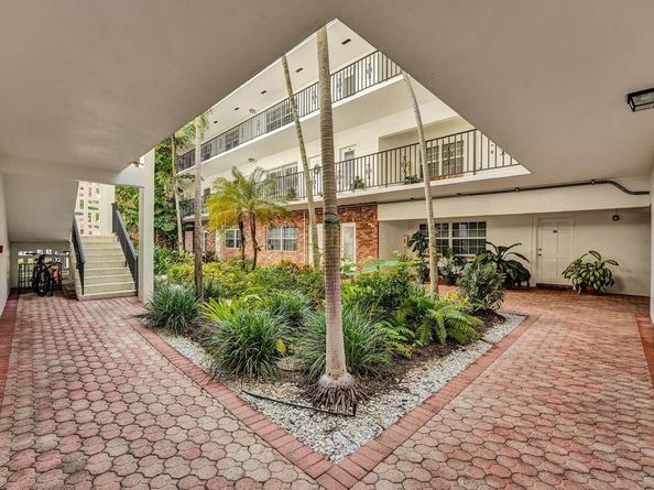 2500 NE 9th St 110, Fort Lauderdale FL 33304