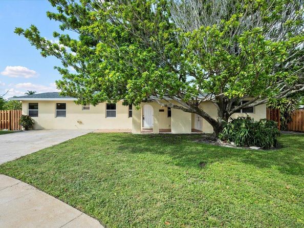 1409 Richard Lane, Lake Worth Beach FL 33460