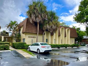 11622 Royal Palm Blvd