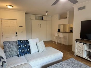 17125 N Bay Road