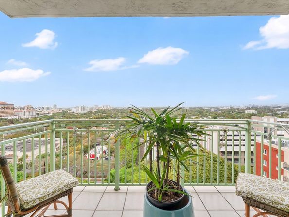 3500 Coral Way PH10, Miami FL 33145