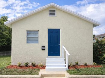 615 N Sapodilla Avenue