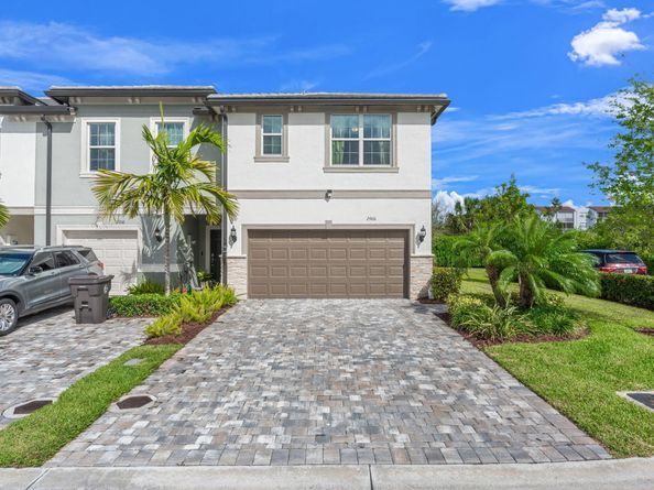 2906 Olivia Avenue, Lauderdale Lakes FL 33311