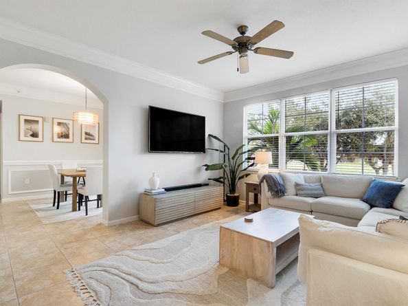 275 Murcia Drive 212, Jupiter FL 33458