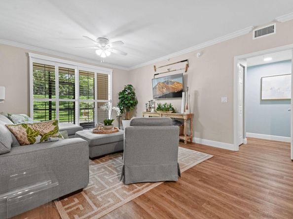 11790 Saint Andrews Place 102, Wellington FL 33414