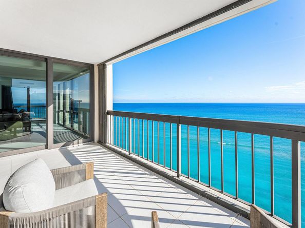 5380 N Ocean Drive 19d, Singer Island FL 33404