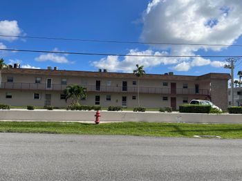 200 Bonnie Boulevard