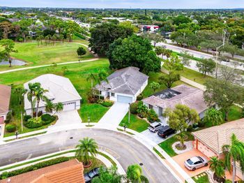 7707 NW 79th Street