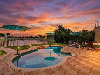 4019 Turquoise Trail