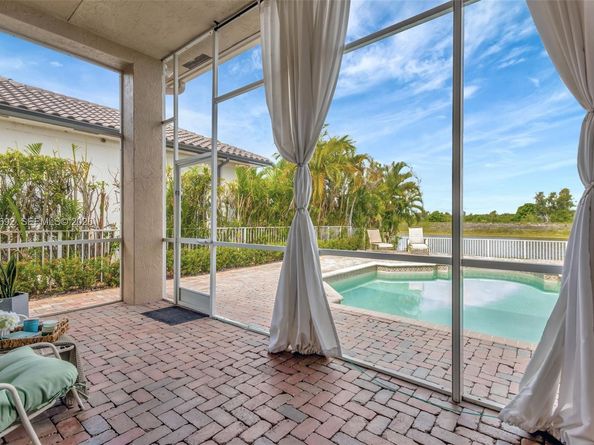 3060 SW 195th Terrace, Miramar FL 33029
