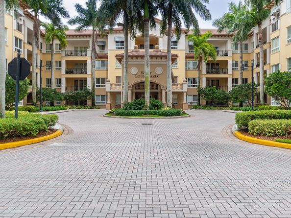 16101 Emerald Estates Drive 146, Weston FL 33331