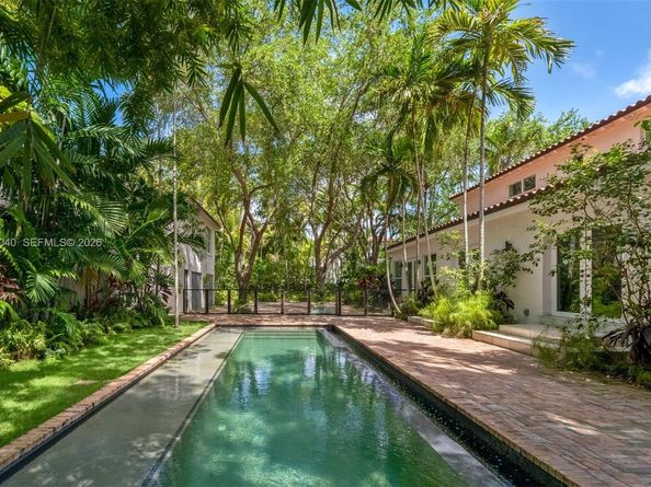 5812 Alton Road, Miami Beach FL 33140