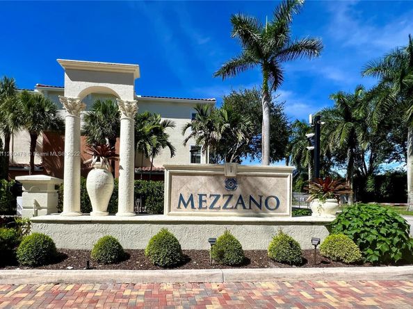 9887 Baywinds Drive 4305, West Palm Beach FL 33411