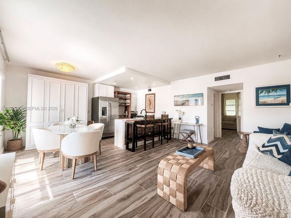 4201 S Ocean Boulevard J2, South Palm Beach FL 33480