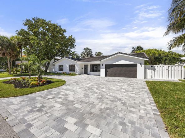 4121 NE 31st Avenue, Lighthouse Point FL 33064