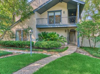 6106 Larkmount Drive