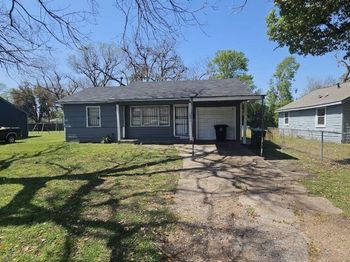 4215 Los Angeles Street