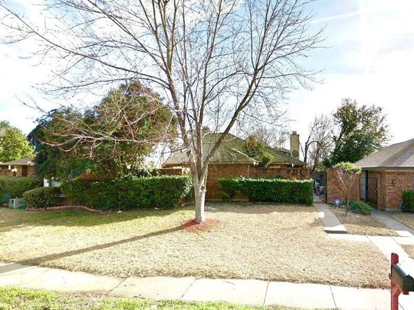 10244 Ridge Oak Street, Dallas TX 75227