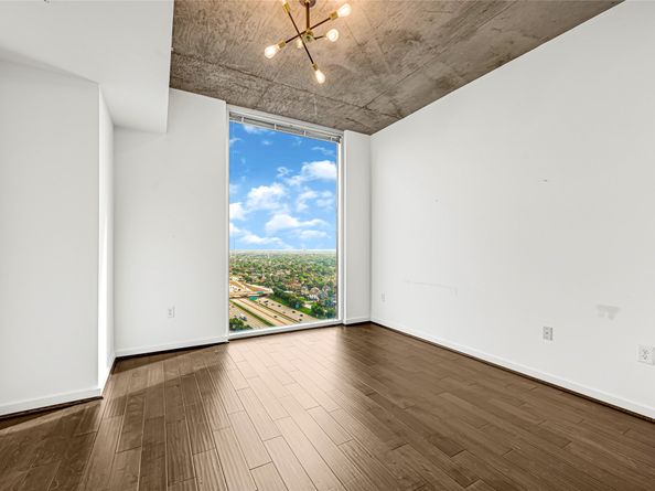 5925 Almeda Road 12403, Houston TX 77004