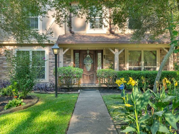 103 Breezy Point Place, The Woodlands TX 77381