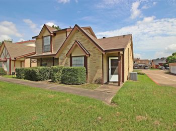 2041 Country Village Boulevard