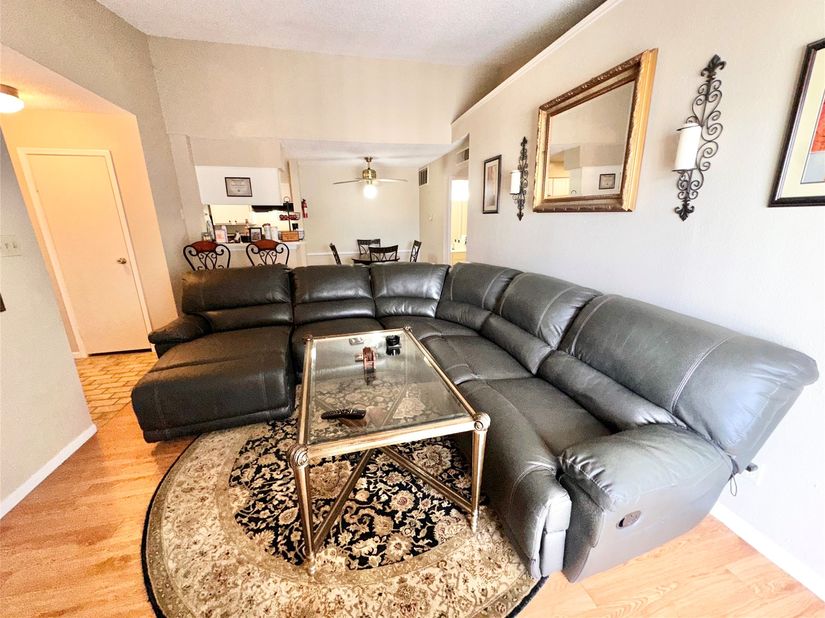 10101 S Gessner Road 213, Houston TX 77071