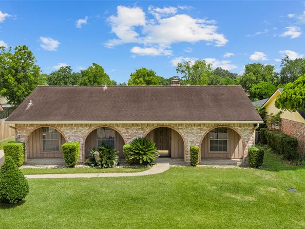 10507 Huntington Way Drive, Houston TX 77099