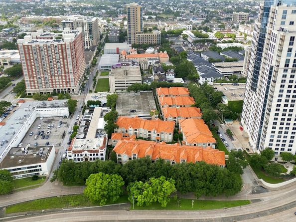 3231 Allen Parkway 2301, Houston TX 77019