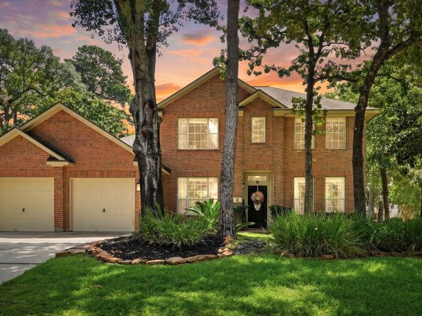 2 Sweet Birch Place, The Woodlands TX 77382