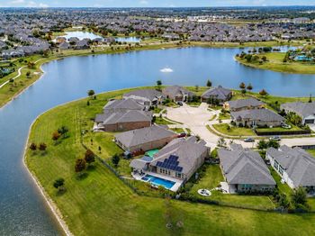 19903 Oakland Knoll Circle