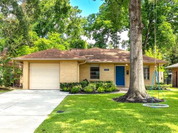 2322 Poinciana Drive