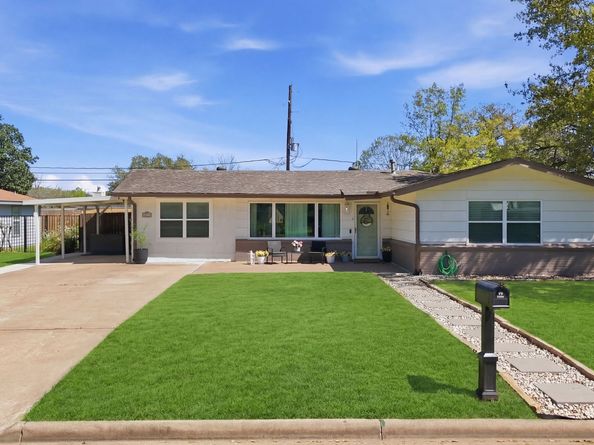 1914 Heights Drive, Katy TX 77493