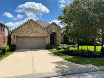 42 Black Swan Court