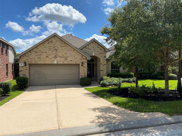 42 Black Swan Court, The Woodlands TX 77354