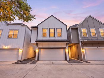 8422 Berry Green Lane