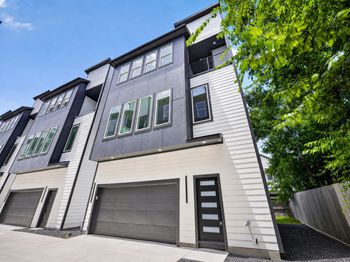 1928 Laverne Street