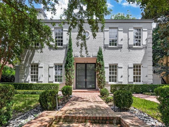 2114 Wroxton Road, Houston TX 77005