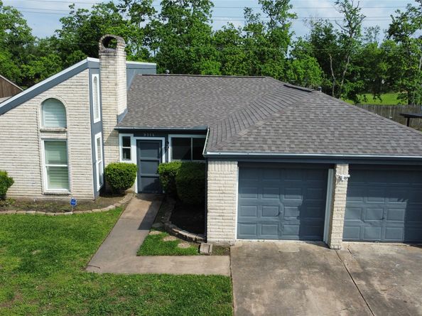 9114 Southbluff Boulevard, Houston TX 77089