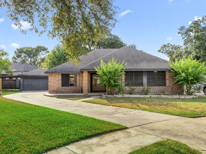 15638 Thornbrook Drive, Houston TX 77084
