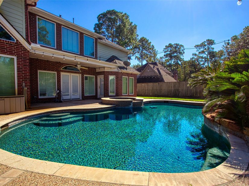 14907 Pine Point Court, Houston TX 77070
