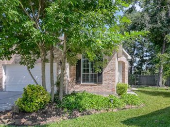 2 Gleneden Court
