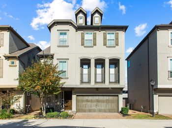 10616 Centre Shadows Drive