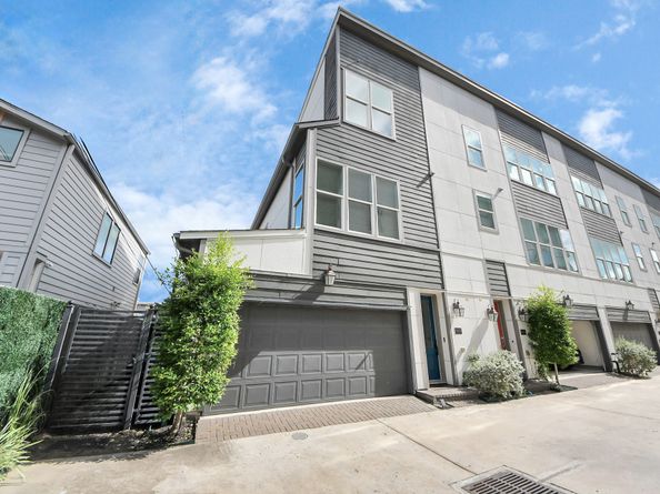 9614 Riddlewood Ln, Houston TX 77025