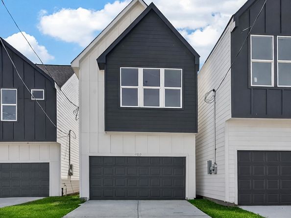 9332 Waller Street, Houston TX 77012