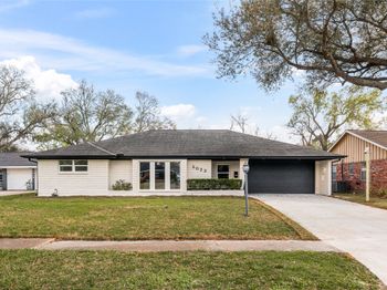 5023 Redstart Street