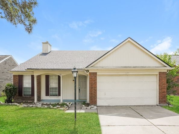 1635 Ridgebriar Drive, Houston TX 77014