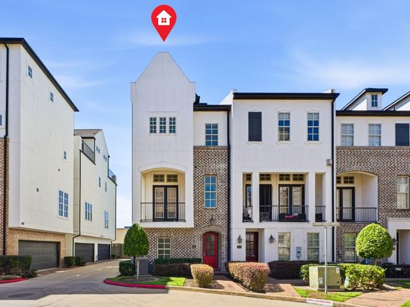 2027 Fannin Station, Houston TX 77045