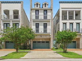 523 W 25th Street