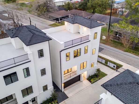 8704 Ojeman Villas Drive, Houston TX 77055