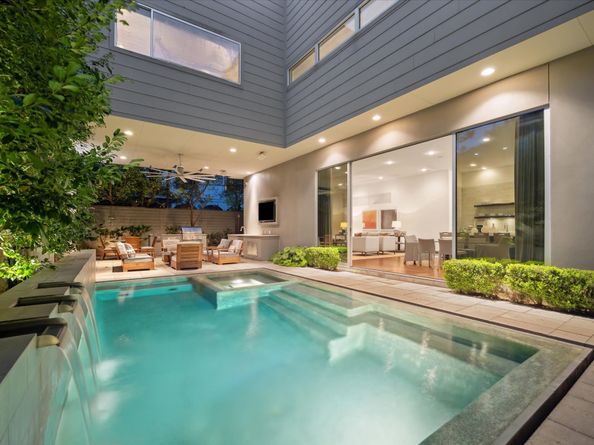 2211 Avalon Place, Houston TX 77019